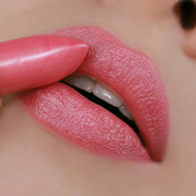 Relouis Помада губная GOLD PREMIUM тон 310