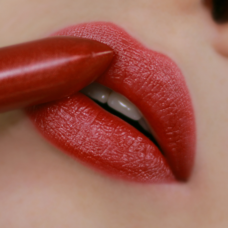 Relouis Помада губная GOLD PREMIUM тон 308