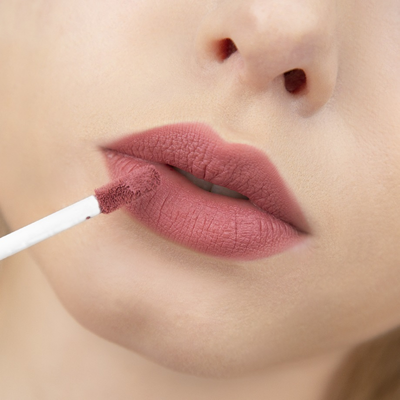 LUX visage Блеск д/губ PIN-UP Ultra Matt тон 26 SMOKY PLUM